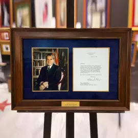 Письмо с автографом Ричарда Никсона